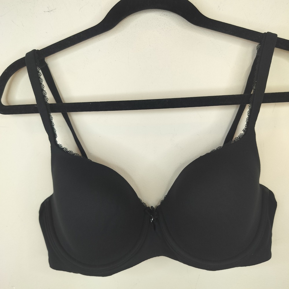 Victoria's Secret Body By Victoria Lined Demi Bra 34D Underwire Lace Trim Black
